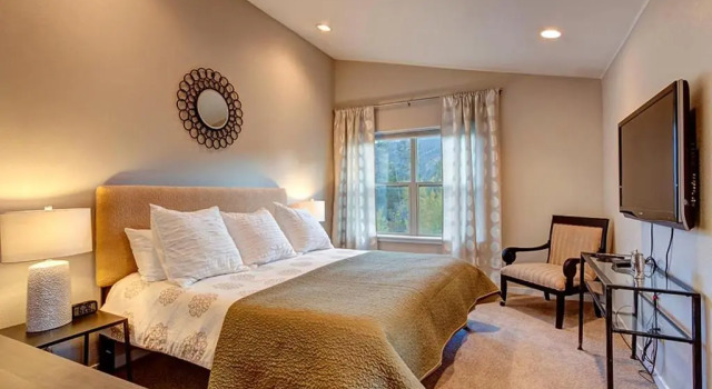 Crossroads Townhome 681B