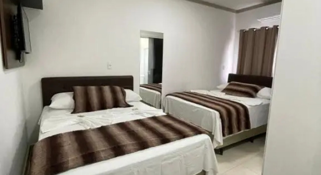 Четырёхместный номер Comfort Penha Parque Pousada