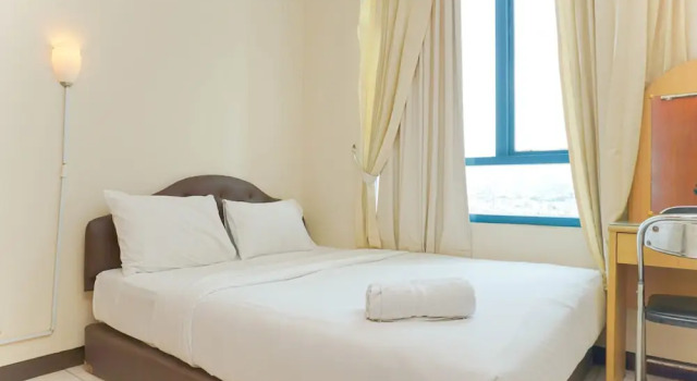 Modern Elegant and Good 3BR at Pangeran Jayakarta Apartment