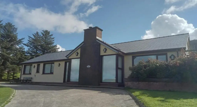 Impeccable 5-bed Cottage in Fahan Buncrana, Забронировать Дом для отпуска Банкрана Inishowen
