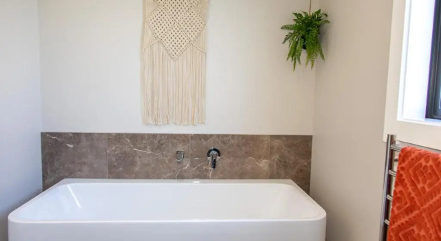 New Arrowtown Home, Complete comfort, Забронировать Отель Арроутаун 