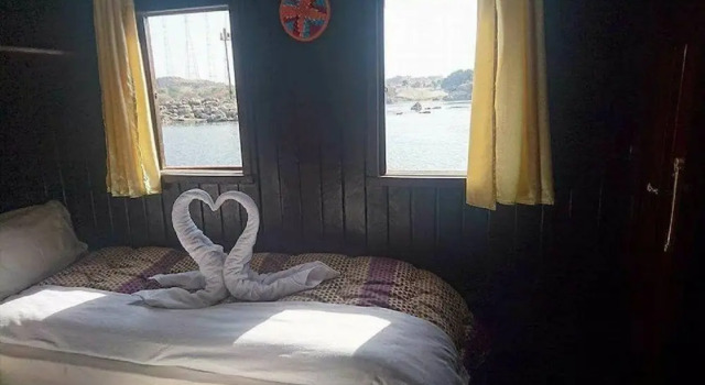 Anakato Kendaka House Boat