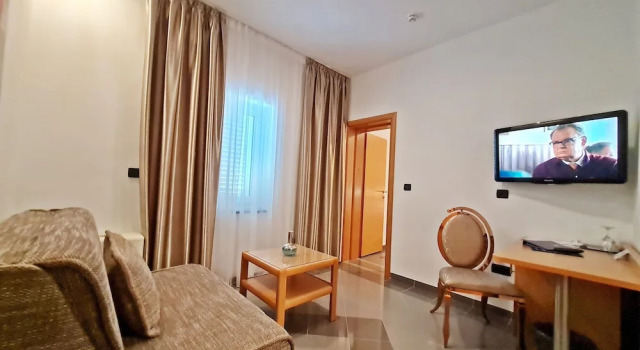 Люкс с частичным видом на море Hotel Sunce