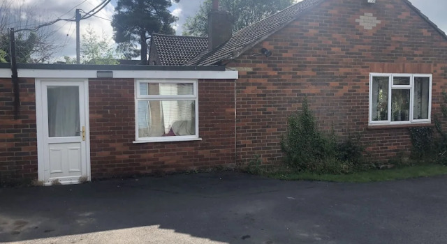 2bed Room Small Annex Furnished in High Wycombe, Забронировать Дом для отпуска Хай-Уиком 