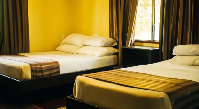 Overbridge River Resort, Rezervovat Lázně / Resort 3hvězdičkové hotely v Paramaribo, 3*