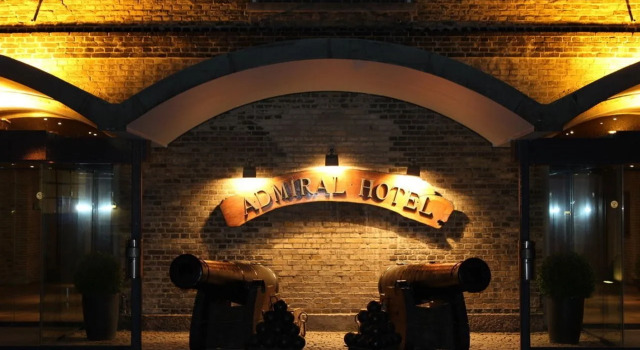 Admiral Hotel