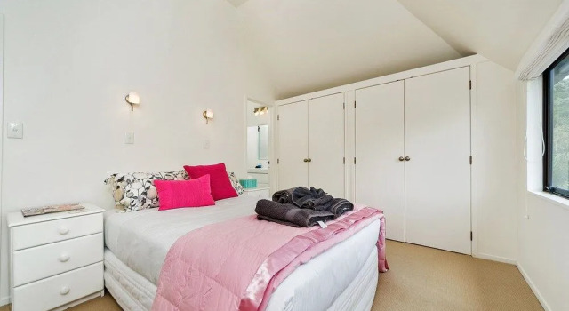 QV Spacious 190 sqm Townhouse - 647, Rezerwuj Hotel Hotele w Auckland Region z parkingiem, Parking