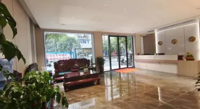 Nandan Home Inn Paibaiyun Hotel, Book Hotel Hoteller i Hechi med parkering, Parkering