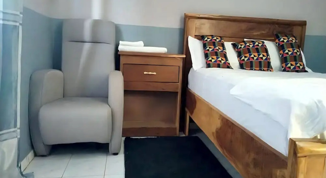 Faith and Grace Guest House, Reserva ahora Hostal o pensión Kotu Kanifing