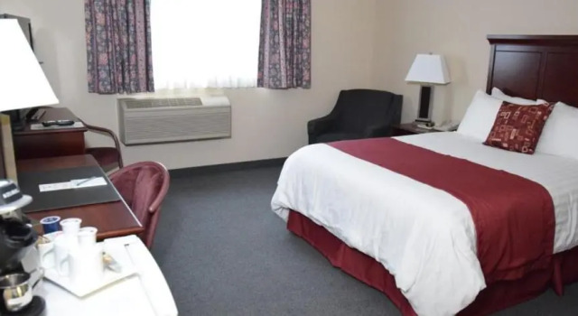 Номер Standard Lakeland Inn Hotel