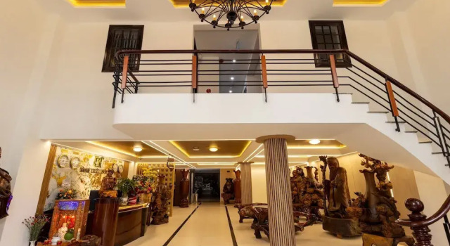 Bình Triệu Hotel - Gò Vấp, Забронировать Отель Го Вап Хошимин
