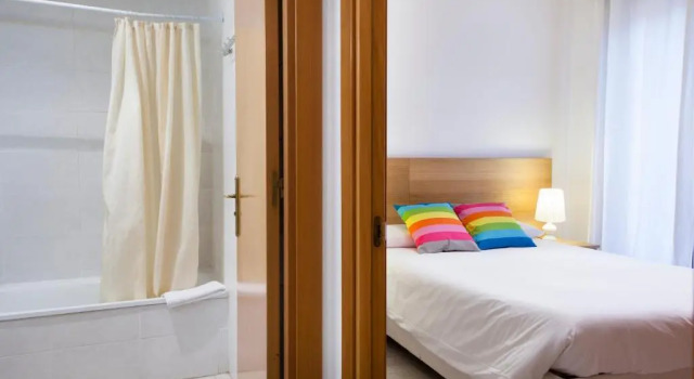 Апартаменты с 4 комнатами Ramblas Apartments