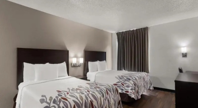 Двухместный номер Deluxe Red Roof Inn & Suites Savannah Airport