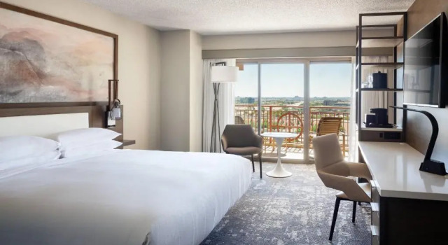 Двухместный номер Standard с балконом Marriott Phoenix Airport