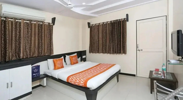 Hotel Sai Kundan, Забронировать Отель Отели штата Махараштры 3 звезды, 3*