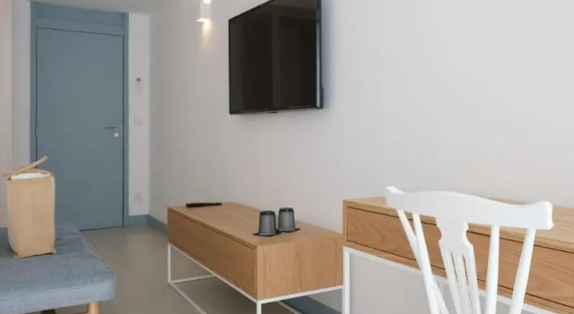 Двухместный номер Classic с балконом Malibu Foz Hotel - La Maison Younan
