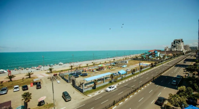 Home 43, Book Hotel Batumi 