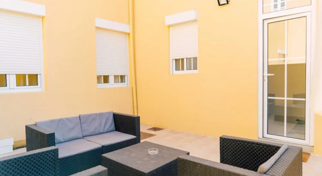 Oporto Yellow Villas, Забронировать Отель Отели Лорделу-ду-Ору-и-Масарелуш 3 звезды, 3*