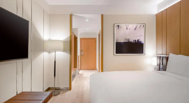 Номер Standard AC Hotel by Marriott Saint-Julien-en-Genevois