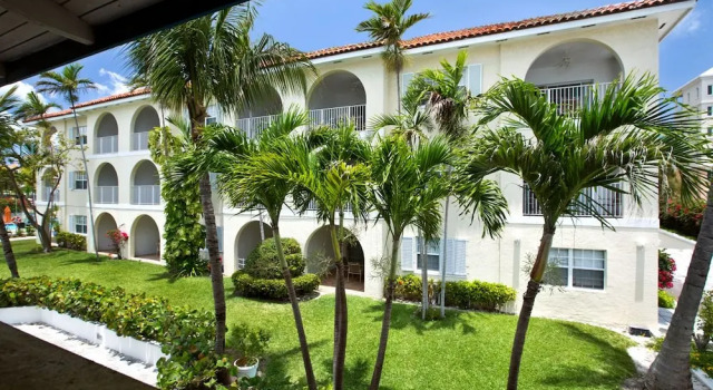 Paradise Harbour Club & Marina