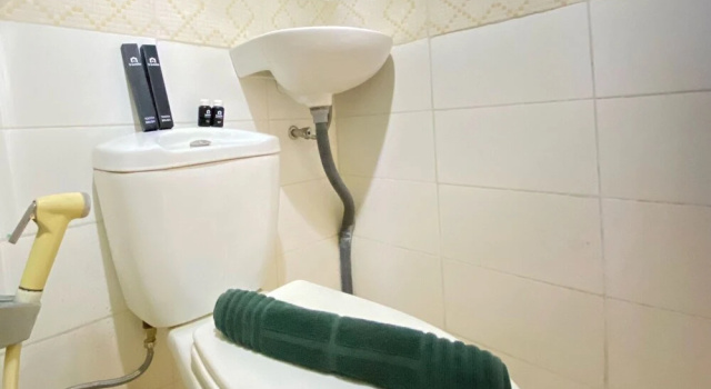 Апартаменты c 1 комнатой Spacious And Unique 1Br At Jarrdin Cihampelas Apartment