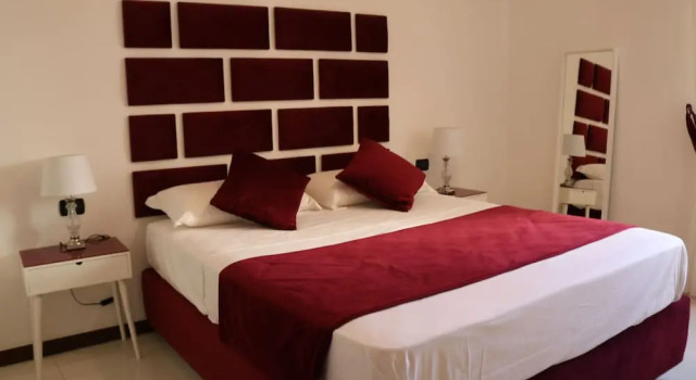 Двухместный номер Deluxe Neapolis City Life