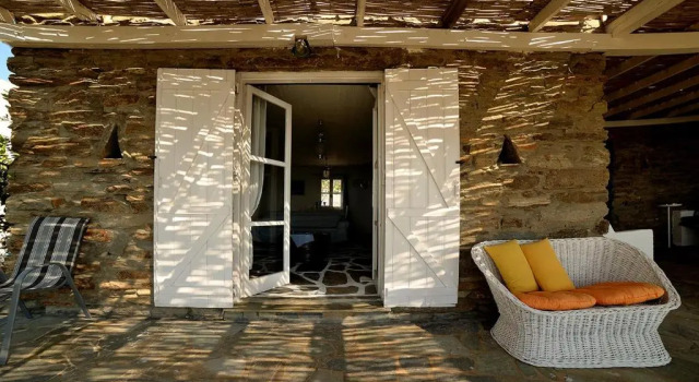 Коттедж с 2 комнатами Koundouros Vacation Homes