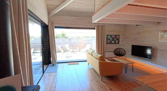 Very Nice Wood Frame House With Garden