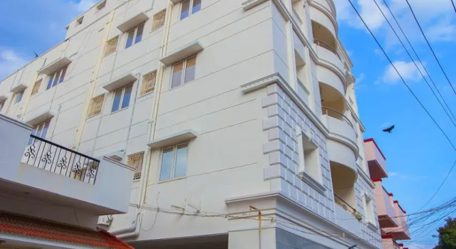 LIVGRAND LAKSHMI KRUPA APARTMENT MG Road Salem