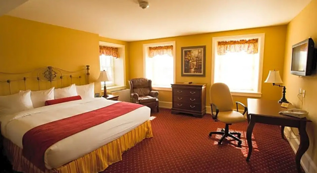 Люкс Standard Normandy Farm Hotel & Conference Center