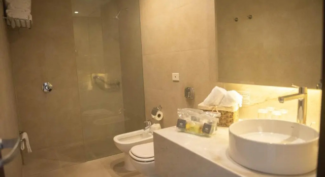 Номер Deluxe Rivera Casino & Resort