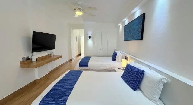 Четырёхместная студия Standard Цокольный этаж Cancun Plaza - Best Beach