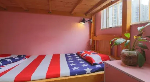 Кровать в общем номере (женский номер) Lehu Youth Hostel