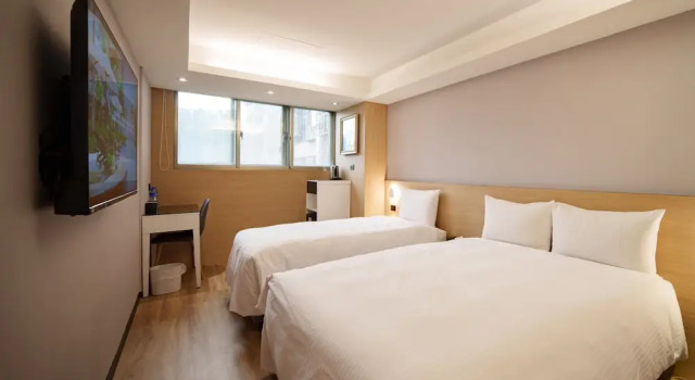 Трёхместный семейный номер Standard HUB HOTEL Tucheng