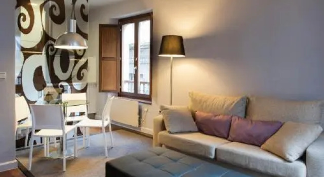 MyHouseSpain - Apartamentos Moros 41, Prenota Appartamento Hotel a Asturie con parcheggio, Parcheggio