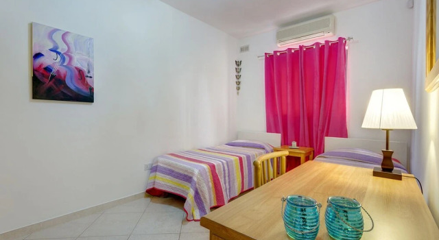 Charming Apartment in Qawra, Boek Appartement Appartementen in Qawra, Appartement