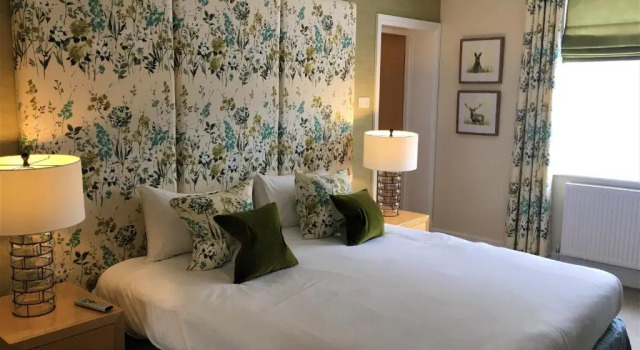 Двухместный номер Superior The Highworth Hotel