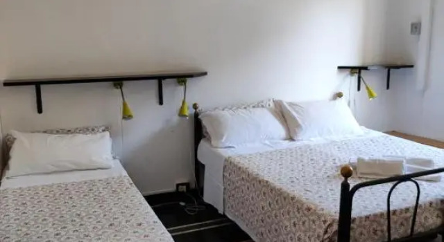 Трёхместный номер Standard Albergo Caffaro