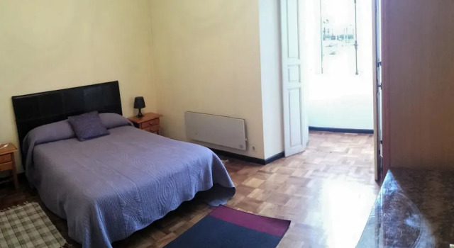 Centrally-located Apartment in Llanes Steps Away From the Beach, Prenota Appartamento Llanes 