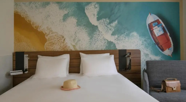 Трёхместный номер Superior Novotel Antibes Sophia Antipolis