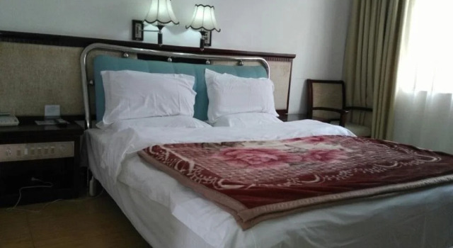 Lijiang Beimenyuan International Youth Hostel, Забронировать Хостел Лицзян Юньнань, рядом с Улица Сквер-стрит Древнего города Даянь