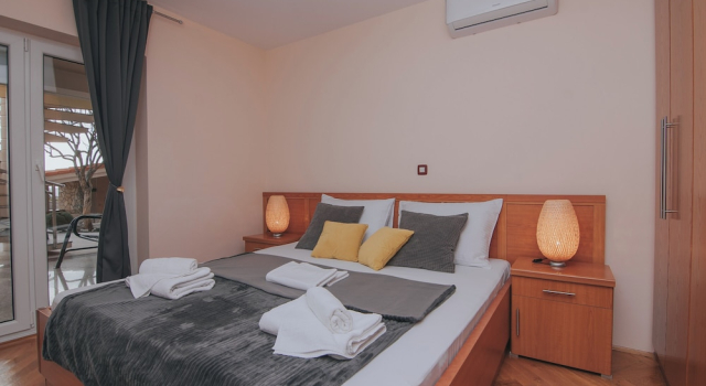 Апартаменты Comfort с 3 комнатами с видом на море Pool Apartments Tolo