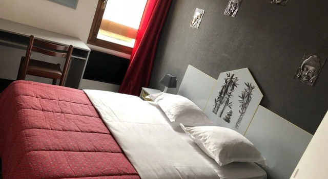Norton Hôtel, Reservar Hotel Parigny Paris