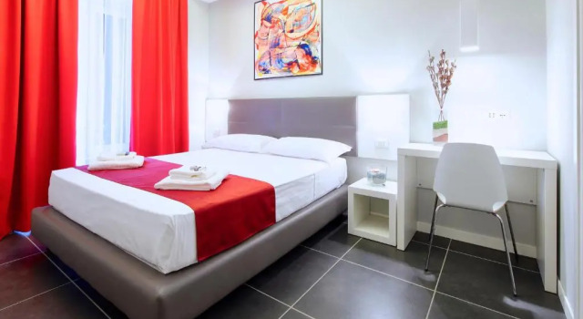 Номер Deluxe NearHome Smart Suites Guest House