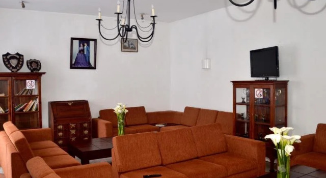 Hotel Sunhill, Забронировать Отель Нувара-Элия 