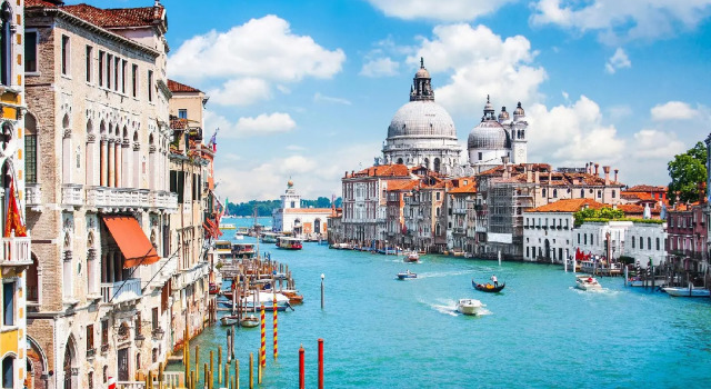 Venice on the Water, Забронировать Отель Отели Местре 3 звезды, рядом с Музей М9, 3*