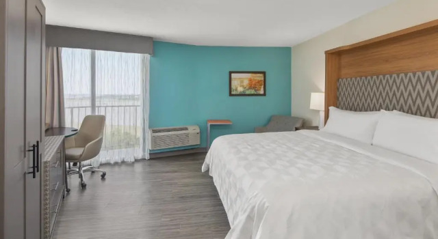 Номер Standard с видом на город Holiday Inn Charleston-Riverview by IHG