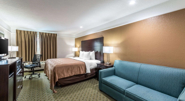 Двухместный номер Standard Quality Inn & Suites SeaWorld North