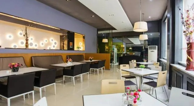 Двухместный люкс Business Jinjiang Inn Zhengzhou Hanghai Zhong Road Erqi Wanda