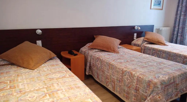 Трёхместный номер Standard Hotel Busby